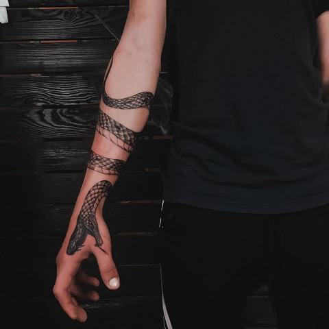 253892537_597904044963404_7426096817761338159_n