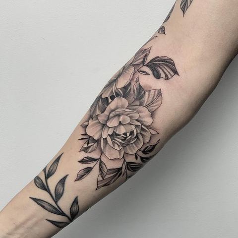 301999046_1360782847780493_8437097315306534265_n