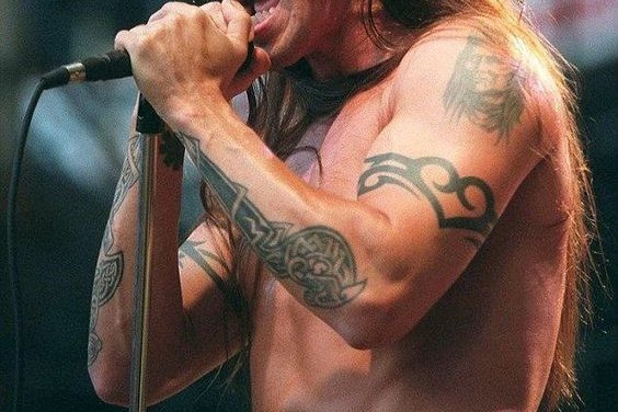 7b409d6787ce4971d2b744a28c1f41f9-large