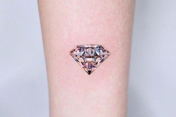8-Diamond-Tattoos.jpg