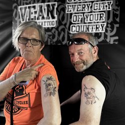 Татуировка в старости: что с ней делать