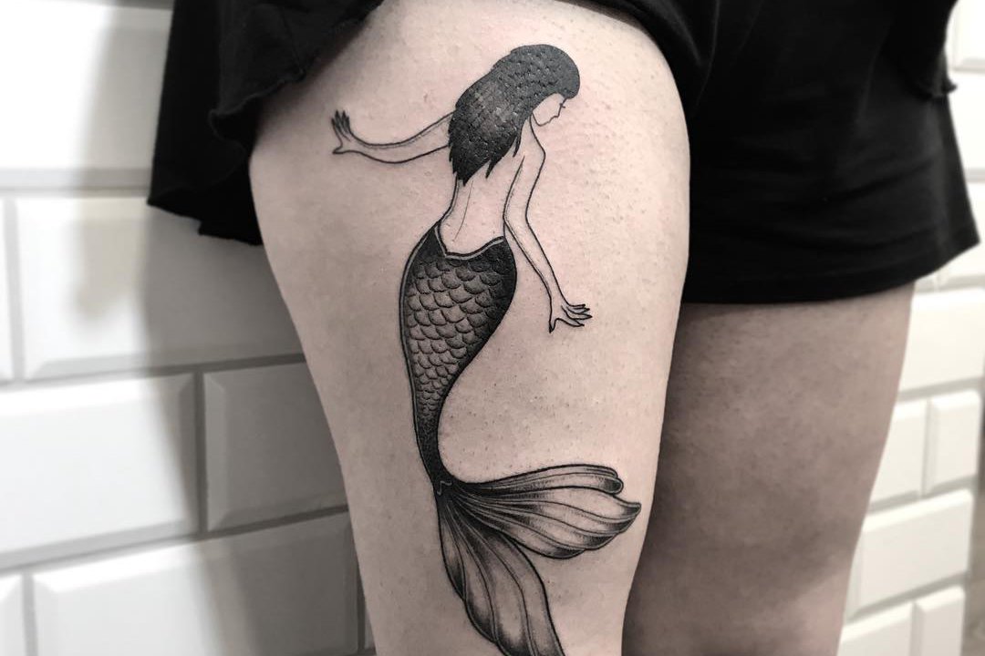 Mermaid-tattoo-on-the-thigh.jpg