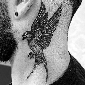 Тату на шее 042