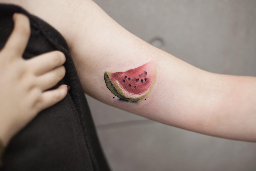 Watercolor-watermelon-by-tattooist-Chenjie.jpg
