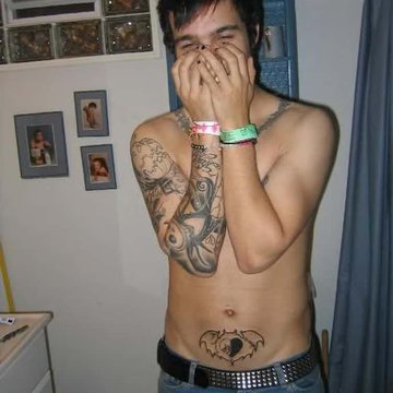 bat-with-heart-photo-u1