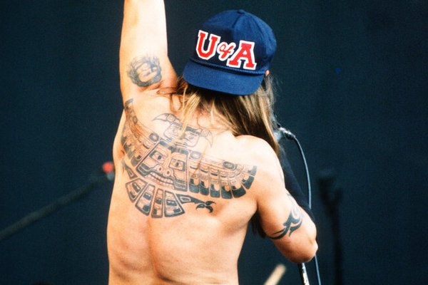 bcd07eb1cae0de22197fe5d420fde4fd_cropped_666x806