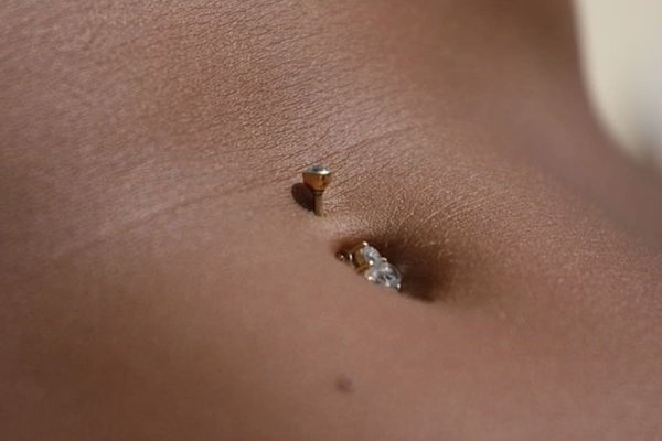 belly-piercing-nightmare.jpg