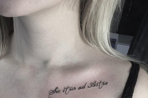 collarbone-lettering-tattoo-women.jpg