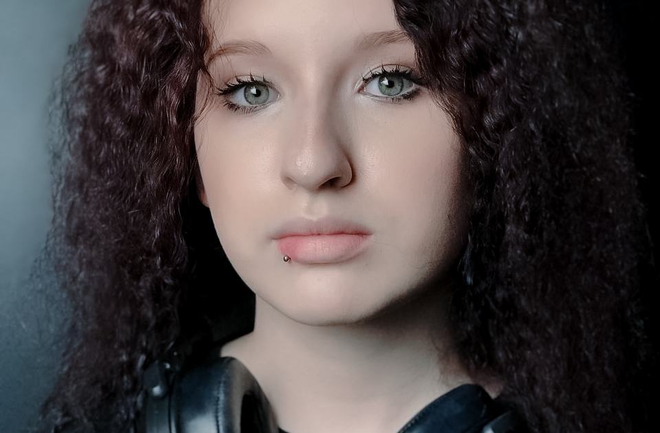 Пирсинг губ