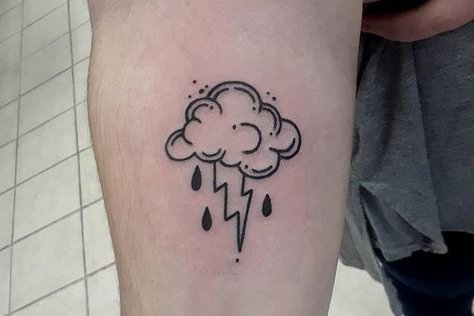 tatouage-nuage-clair-42478.jpeg