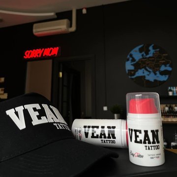 vean_tattoo_left_kyiv_1699636303306